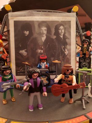 LaRue with Figures